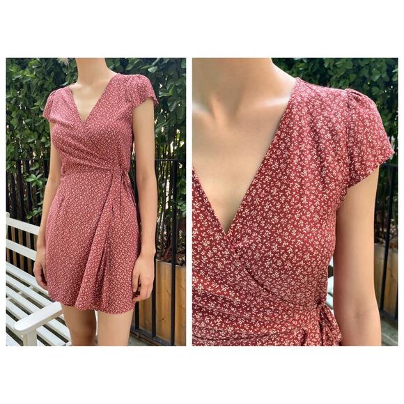 Brandy Melville Dresses & Skirts - Brandy Melville Robbie Dress